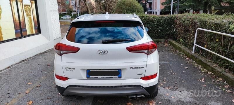 Usata Hyundai Tucson GO! 177 CV (130 kW) 2018 Bianco SUV