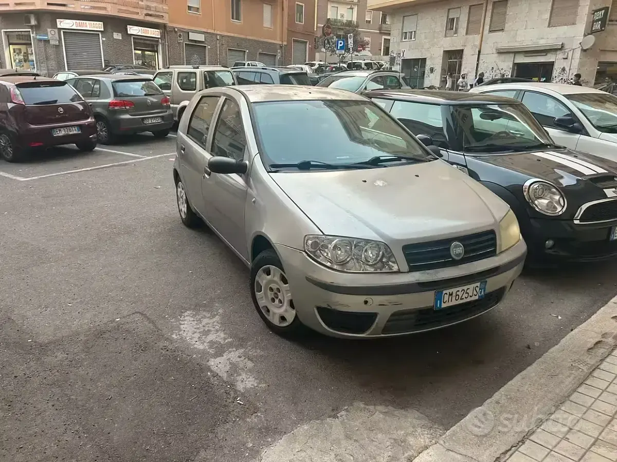 Usata Fiat Punto 60 CV (44 kW) 2004 Grigio Utilitaria