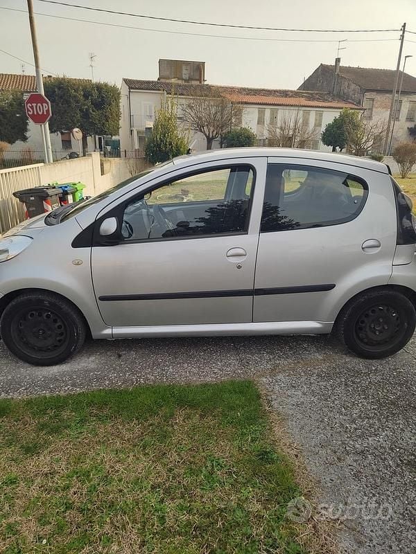 Usata Citroën C1 2005 Grigio Utilitaria