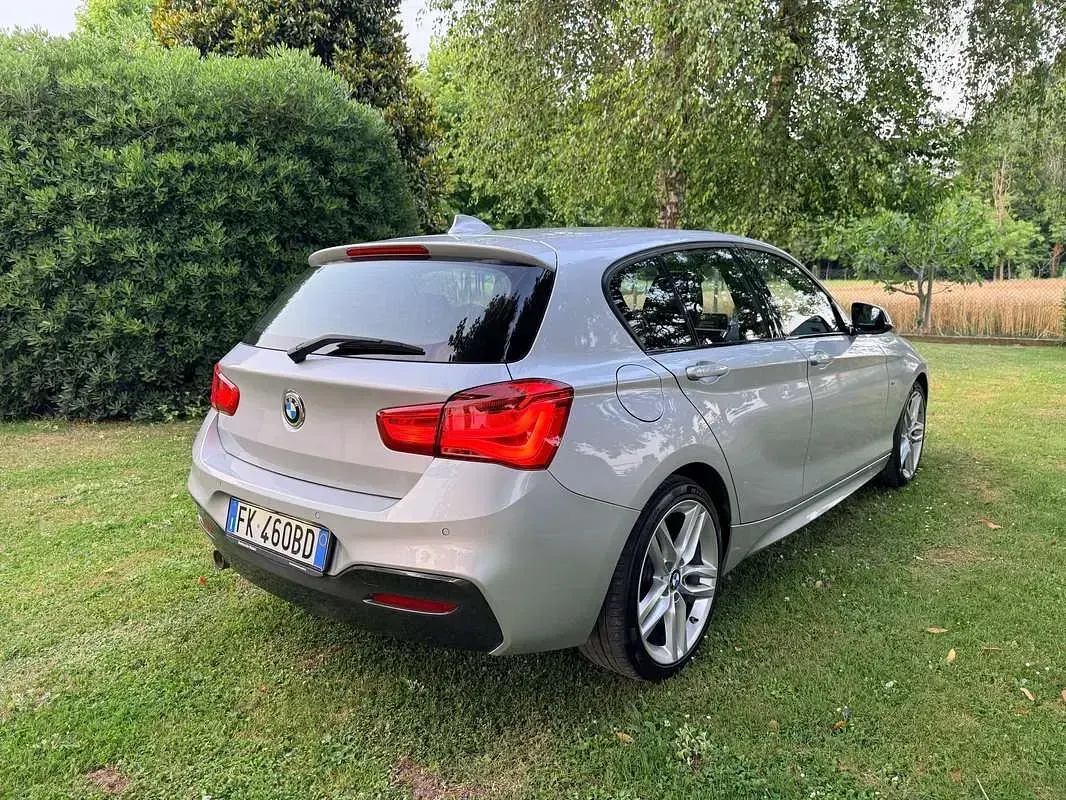 Usata BMW 116 M Sport 116 CV (85 kW) 2017 Argento Utilitaria