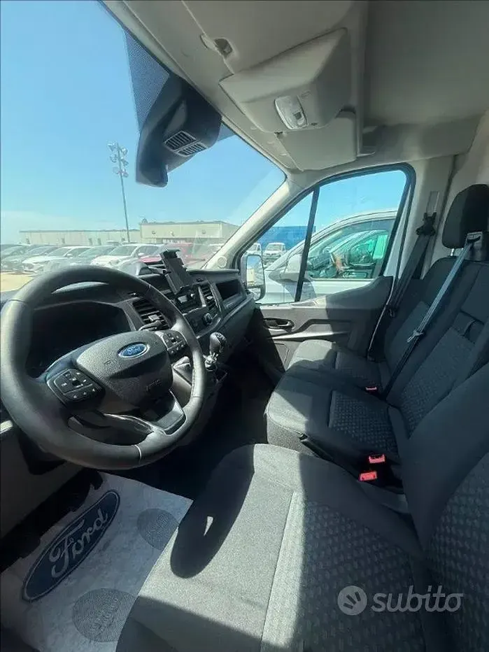 Usata Ford Transit Trend 131 CV (96 kW) 2024 Bianco Furgone