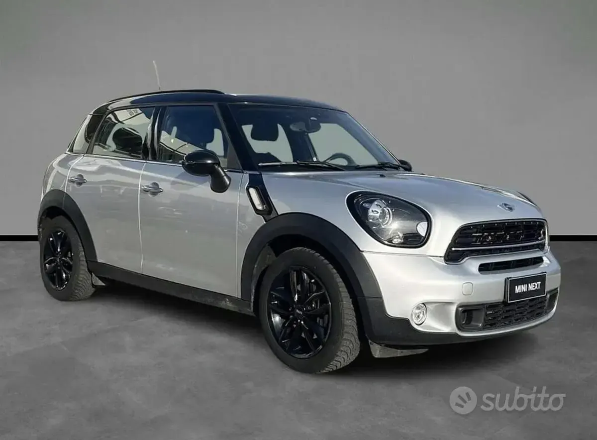 Usata Mini Countryman 143 CV (105 kW) 2016 Grigio SUV