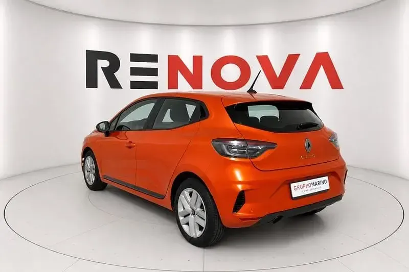 Usata Renault Clio Evolution 101 CV (74 kW) 2024 Arancione Utilitaria