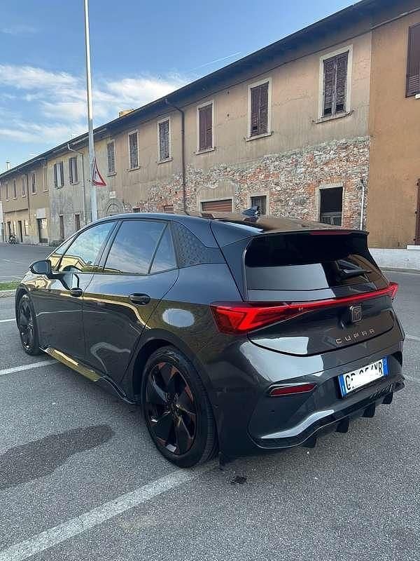 Usata Cupra Born e-Boost 169 kW (231 CV) 2023 Utilitaria
