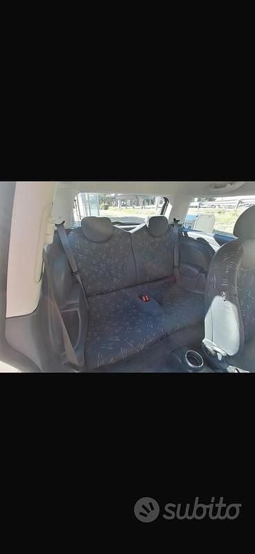 Usata Mini Cooper 2005 Utilitaria