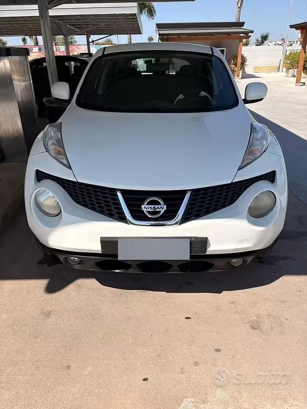 Usata Nissan Juke 110 CV (80 kW) 2011 Bianco SUV
