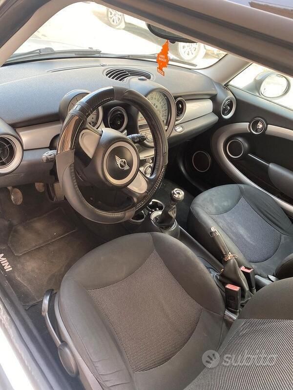 Usata Mini Cooper 2007 Grigio Utilitaria