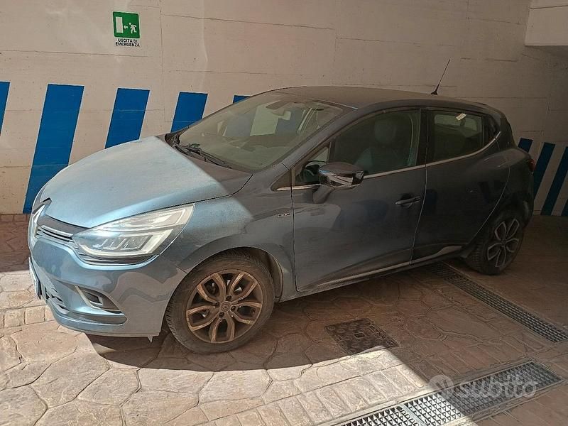 Usata Renault Clio IV 90 CV (66 kW) 2018 Blu Berlina