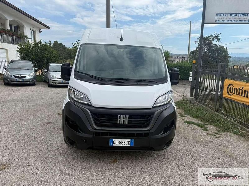 Usata Fiat Ducato 33 140 CV (102 kW) 2022 Nessuno Furgone