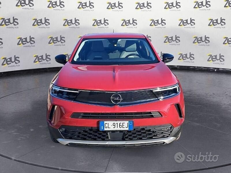 Usata Opel Mokka Elegance 101 CV (74 kW) 2023 Rosso SUV