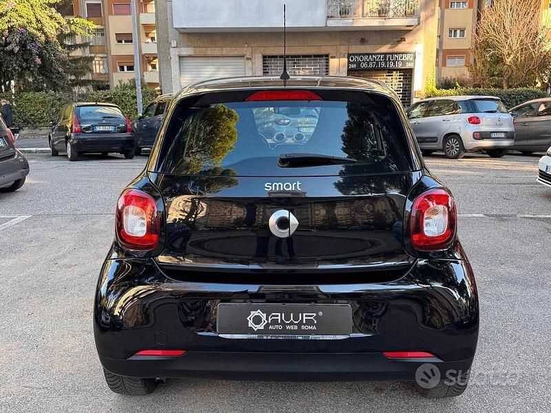 Usata Smart ForFour Passion 71 CV (52 kW) 2017 Nero Utilitaria