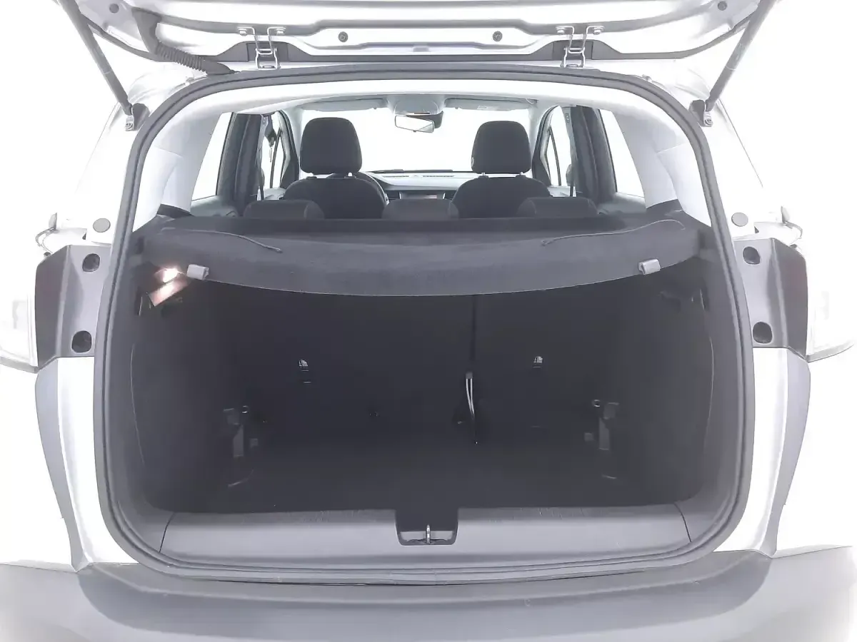 Usata Opel Crossland Edition 83 CV (61 kW) 2022 Grigiogrigio SUV