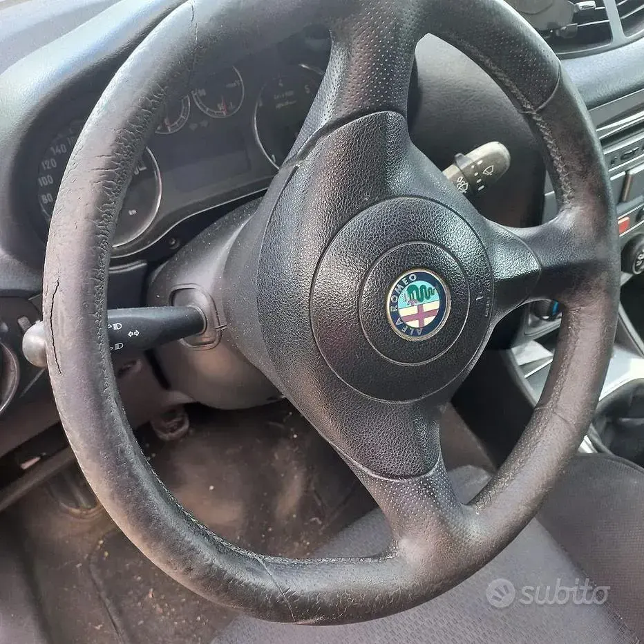 Usata Alfa Romeo 147 150 CV (110 kW) 2006 Utilitaria