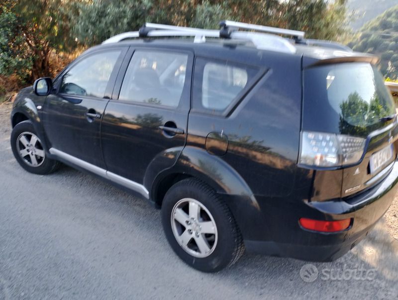Usata Mitsubishi Outlander 140 CV (102 kW) 2007 Nero SUV