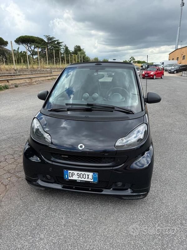 Usata Smart ForTwo Cabrio Brabus 98 CV (72 kW) 2008 Nero Cabrio