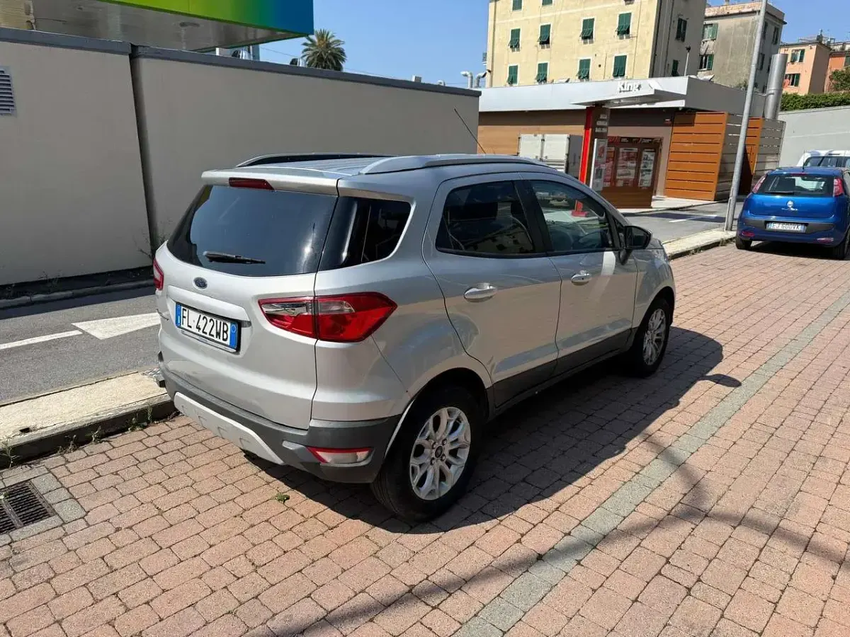 Usata Ford Ecosport Titanium 95 CV (69 kW) 2017 Argento SUV