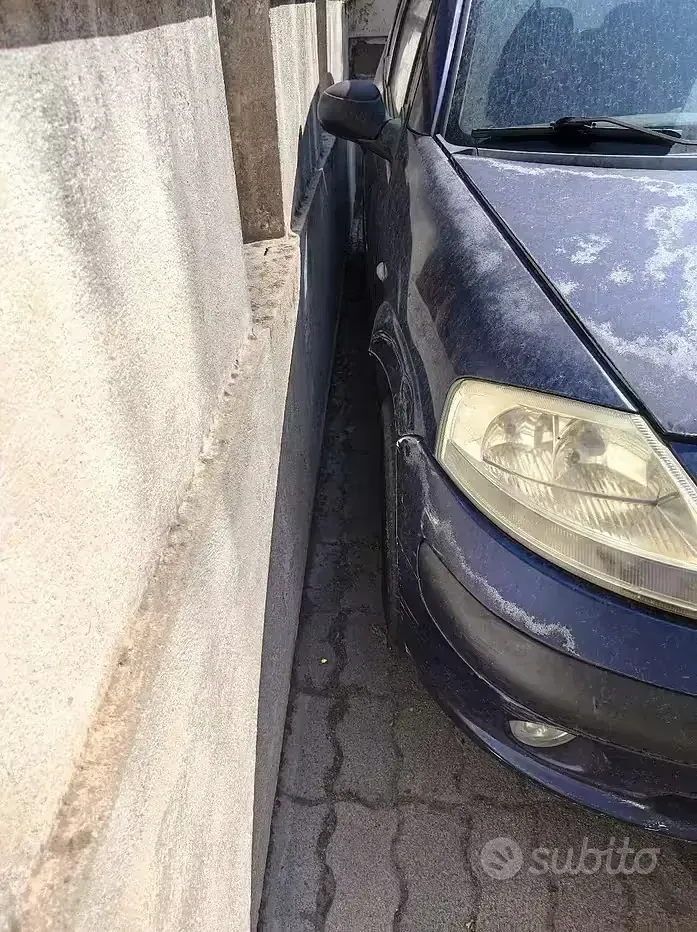 Usata Citroën C3 60 CV (44 kW) 2002 Bluazzurro Utilitaria