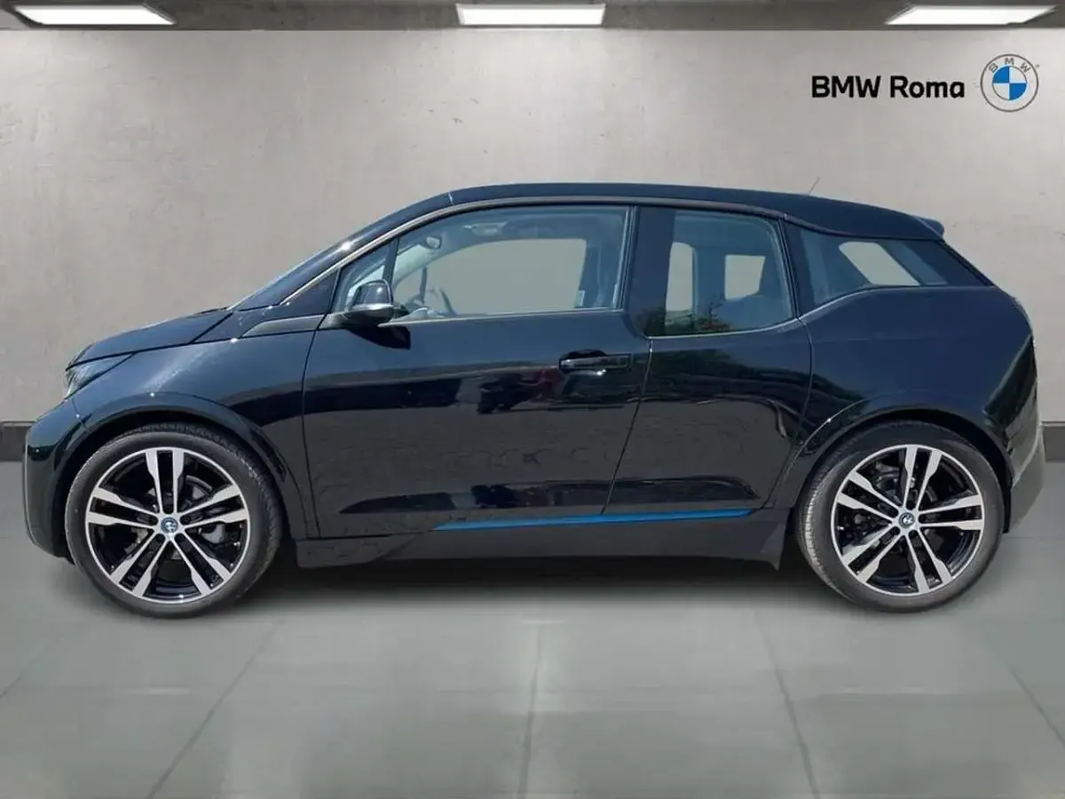 Usata BMW i3 135 kW (184 CV) 2022 Fluid black with highlight b Utilitaria