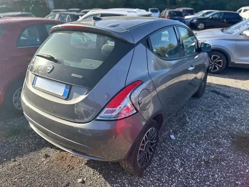 Usata Lancia Ypsilon S 2022 Grigio Utilitaria