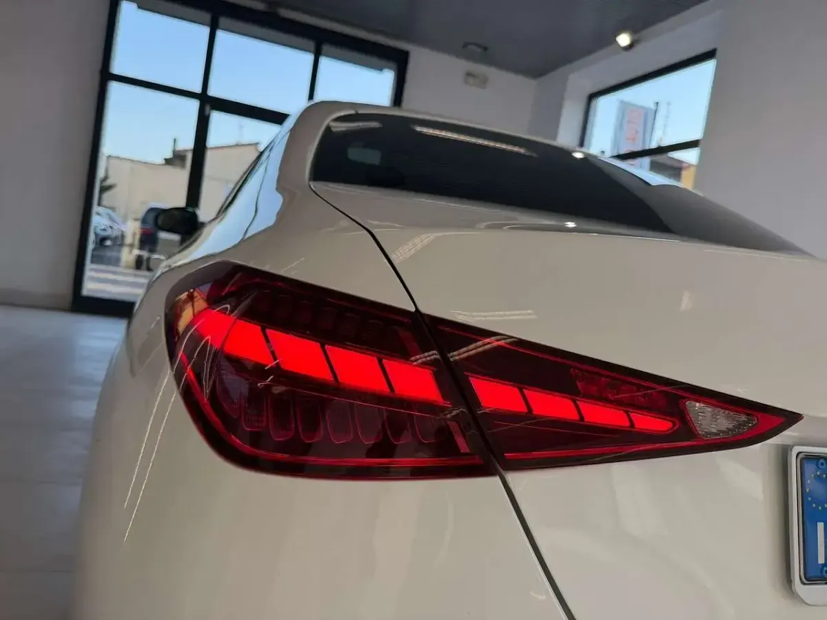 Usata Mercedes C200 Premium 163 CV (119 kW) 2022 Other Berlina
