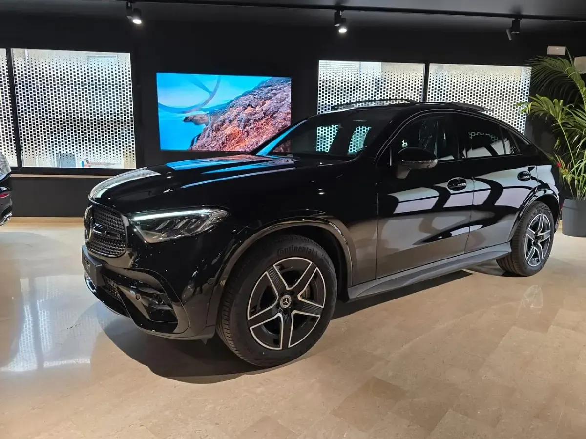 Usata Mercedes GLC220 AMG Line Premium 197 CV (144 kW) 2025 Nero SUV