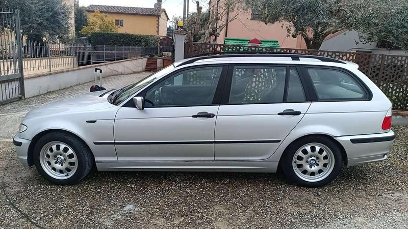 Usata BMW 318 Comfort Edition 116 CV (85 kW) 2003 Argento Station wagon