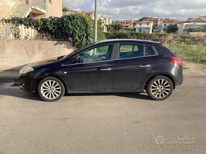 Usata Fiat Bravo 122 CV (89 kW) 2012 Utilitaria