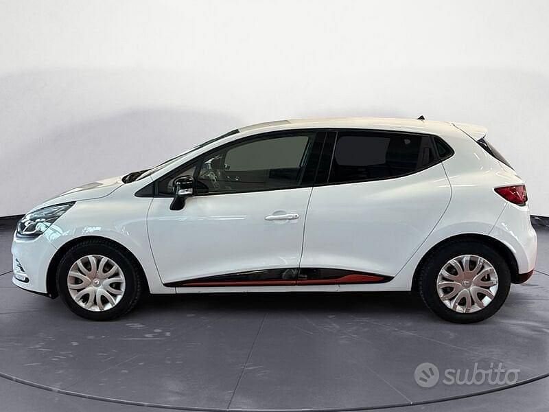 Usata Renault Clio IV 73 CV (53 kW) 2016 Bianco Berlina