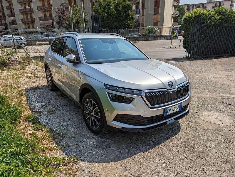 Usata Skoda Kamiq ScoutLine 110 CV (80 kW) 2022 Grigio SUV
