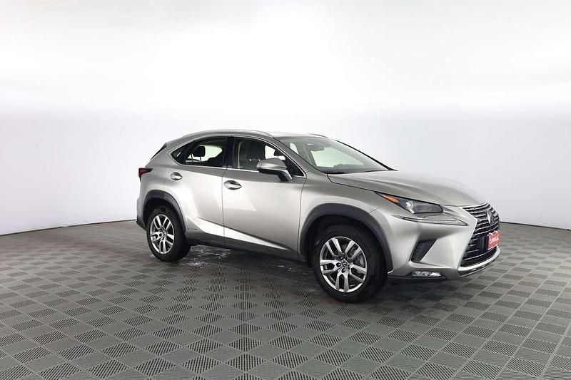 Usata Lexus NX350h Business Edition 155 CV (114 kW) 2020 Grigio argento SUV