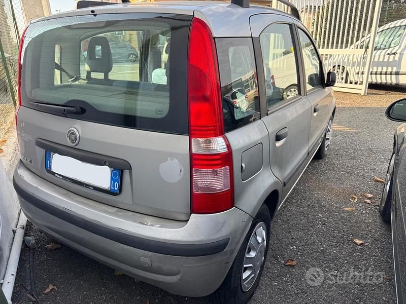 Usata Fiat Panda Dynamic 69 CV (50 kW) 2004 Grigio Utilitaria