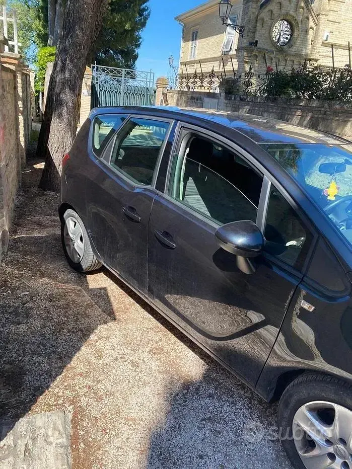 Usata Opel Meriva 101 CV (74 kW) 2015 Monovolume