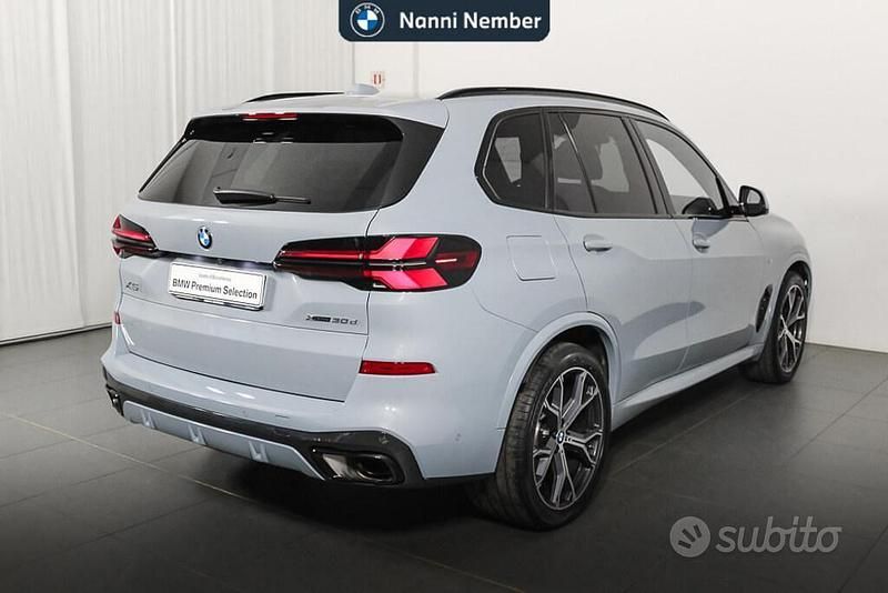 Usata BMW X5 Comfort Edition 297 CV (218 kW) 2024 Grigio SUV