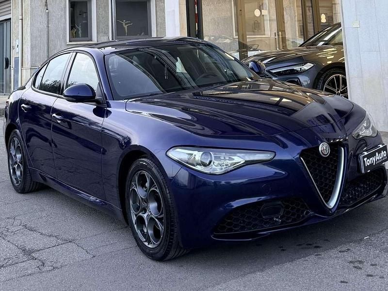 Usata Alfa Romeo Giulia Business 136 CV (100 kW) 2019 Blu Berlina