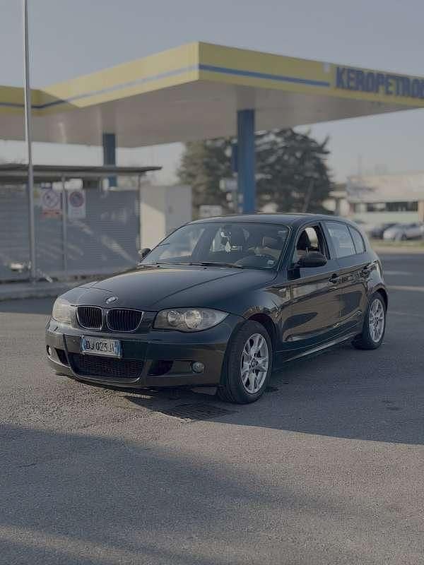 Usata BMW 118 143 CV (105 kW) 2007 Utilitaria