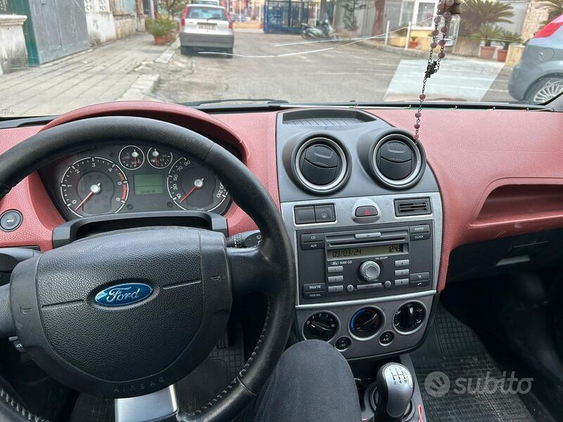 Usato 2006 Ford Fiesta 1.4 Diesel 68 CV (1.000 €)
