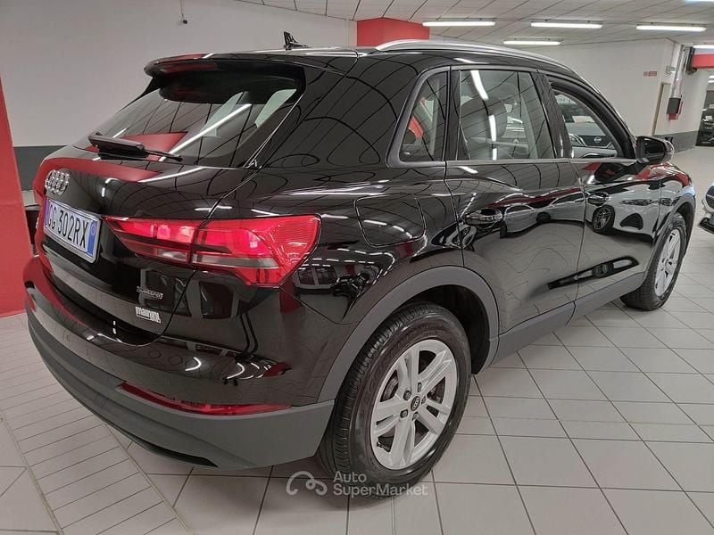 Usata Audi Q3 Comfort 190 CV (139 kW) 2021 Nero SUV