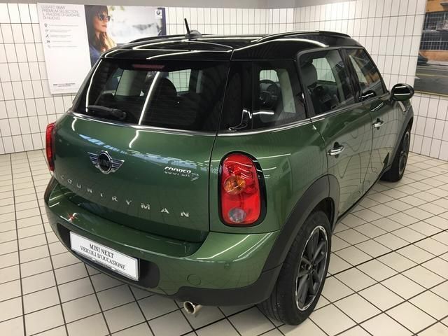 Usata Mini Cooper D Countryman Business 111 CV (81 kW) 2015 Verde SUV