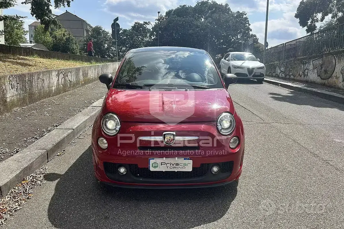 Usata Abarth 500 135 CV (99 kW) 2010 Rosso Utilitaria