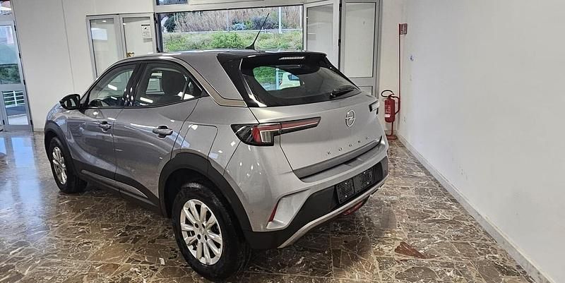 Usata Opel Mokka Edition 100 CV (73 kW) 2024 Grigio SUV