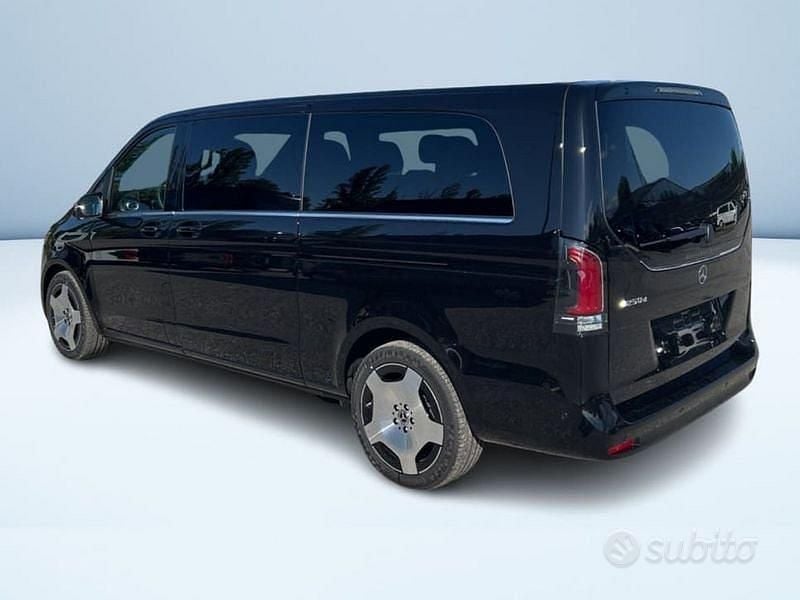 Nuova Mercedes V250 Avantgarde 190 CV (139 kW) 2025 Nero Monovolume