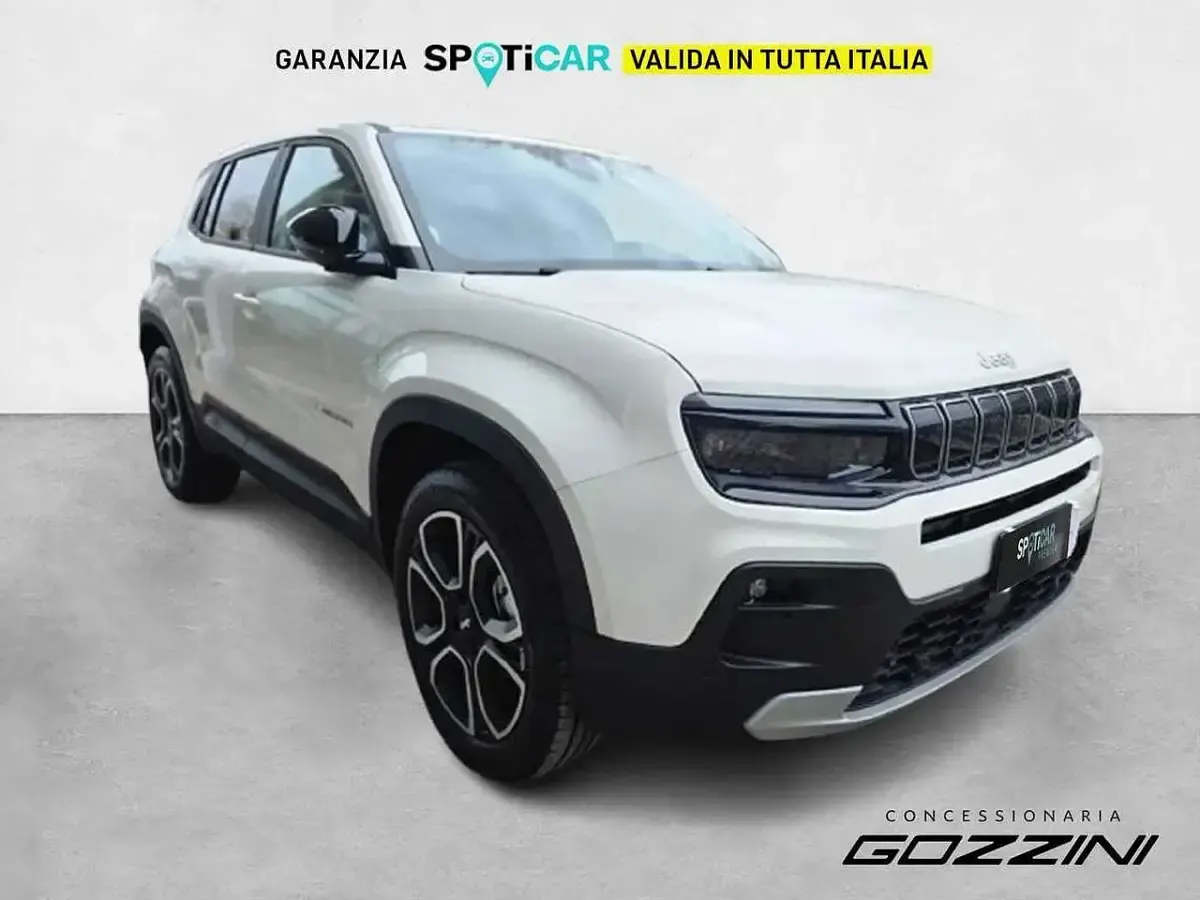 Usata Jeep Avenger Summit 101 CV (74 kW) 2024 Bianco SUV
