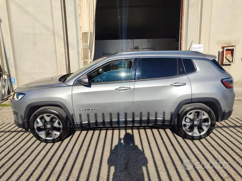 Usata Jeep Compass 120 CV (88 kW) 2021 Grigio SUV