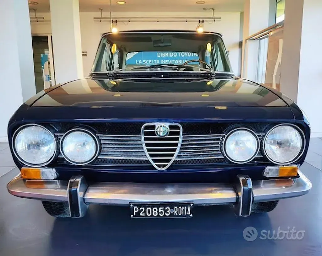 Usata Alfa Romeo 1750 122 CV (89 kW) 1970 Berlina