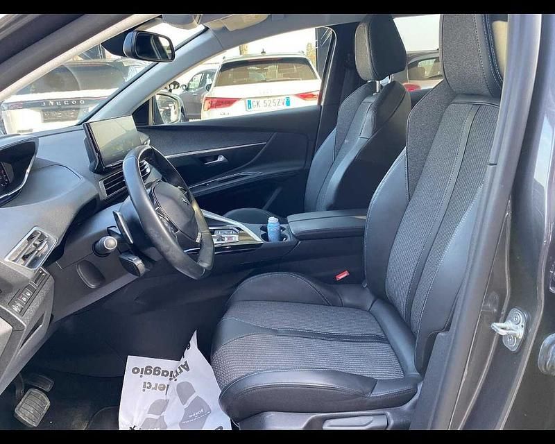 Usata Peugeot 3008 Allure 131 CV (96 kW) 2022 Grigio SUV