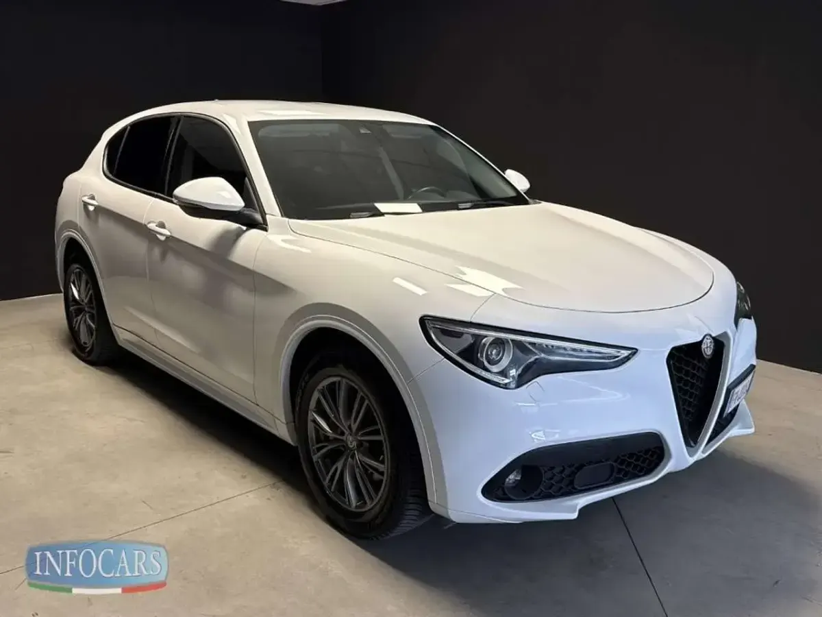 Usata Alfa Romeo Stelvio Business 160 CV (117 kW) 2019 SUV
