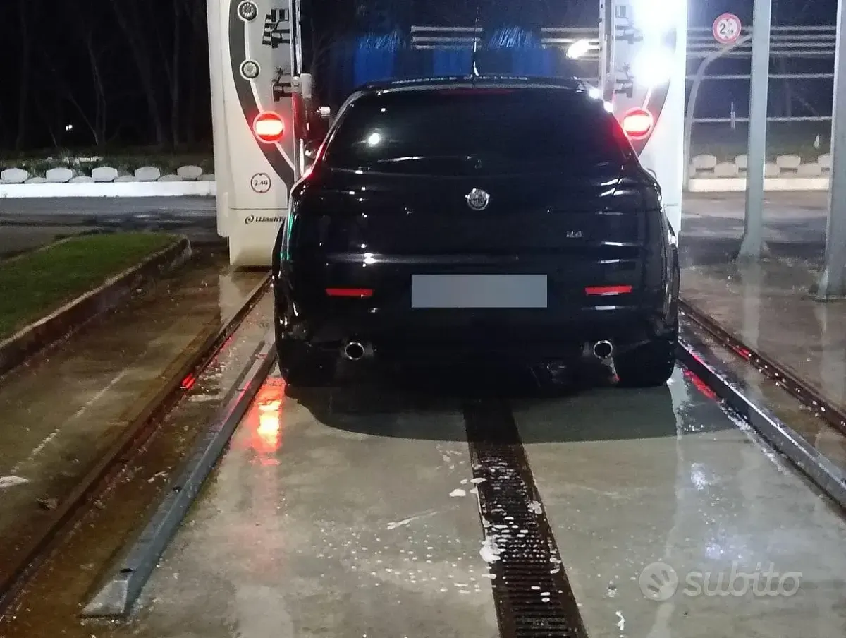 Usata Alfa Romeo 159 200 CV (147 kW) 2007 Nero Station wagon