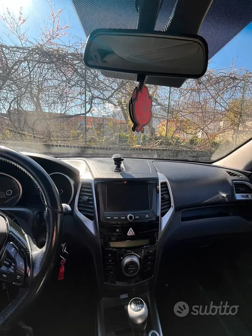 Usata SsangYong Tivoli 163 CV (119 kW) 2020 SUV