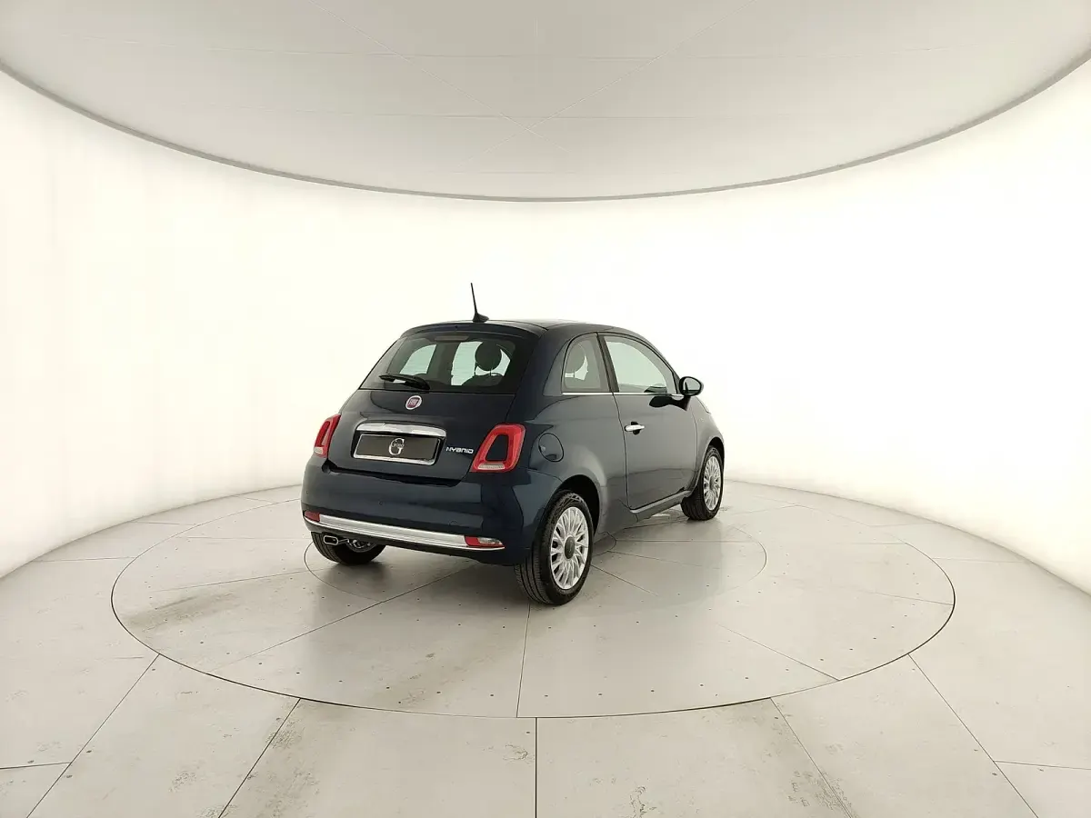 Usata Fiat 500 Dolcevita 70 CV (51 kW) 2024 Blu/azzurro Berlina