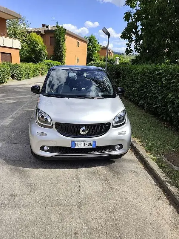 Usata Smart ForFour Passion 71 CV (52 kW) 2016 Utilitaria